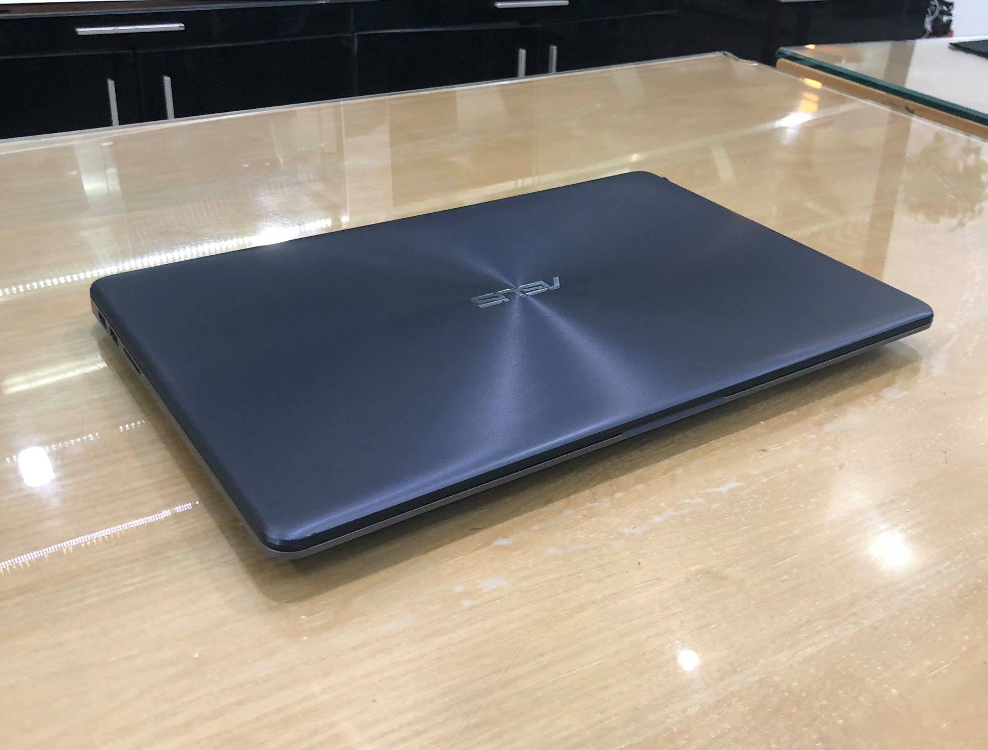 Laptop Asus Vivobook X510U-8.jpg